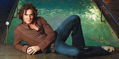 David Bisbal es el nuevo número uno de nuestra lista de Los 30 Cauro