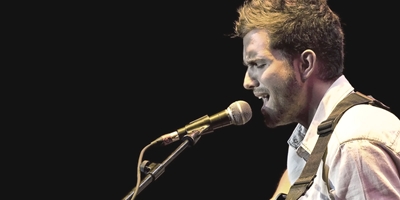 Pablo Alborán consigue el pleno: nº1 en álbumes y nº1 en canciones con ‘Solamente tú’