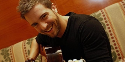 Pablo Alborán continúa como nº 1 en la lista de discos más vendidos en España