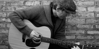 Mikel Erentxun lanza ‘Si te vas’, el single de adelanto de su nuevo disco ’24 Golpes’
