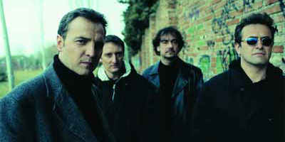 Hombres G saca un libro con DVD y CD