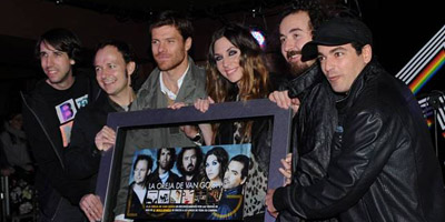 Xabi Alonso apadrinó el acto en el que La Oreja de Van Gogh fue homenajeada por su carrera musical